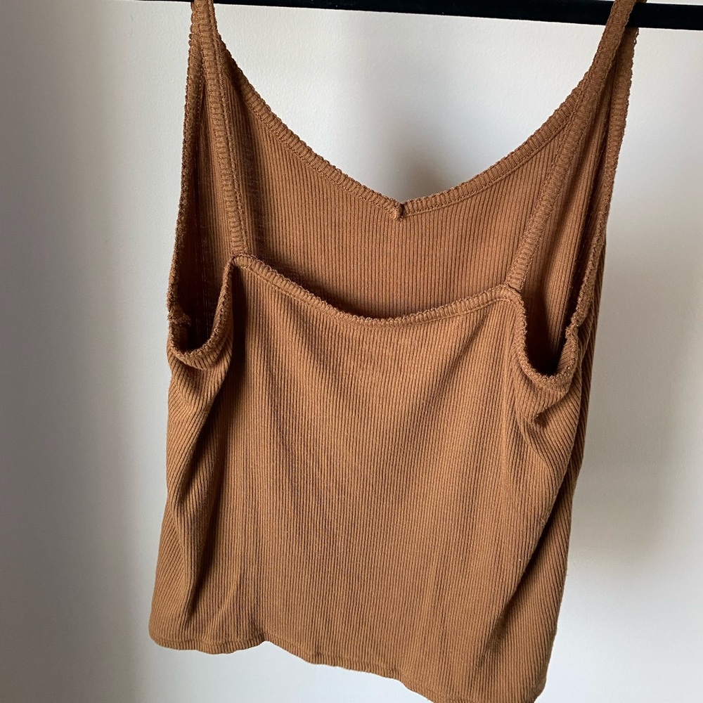 tank top - Picture 2 of 3